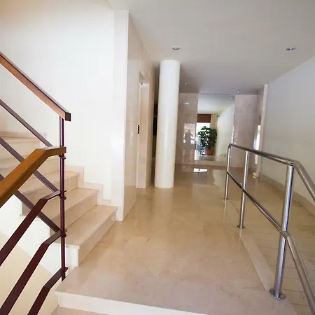 Апартаменти Burriana *