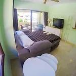 Burriana Apartament *